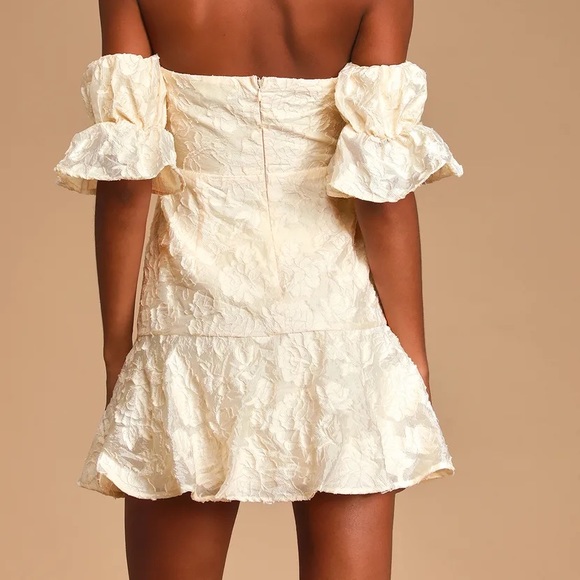 Cream Jacquard Off-the-Shoulder Mini Dress NWT - Picture 3 of 5